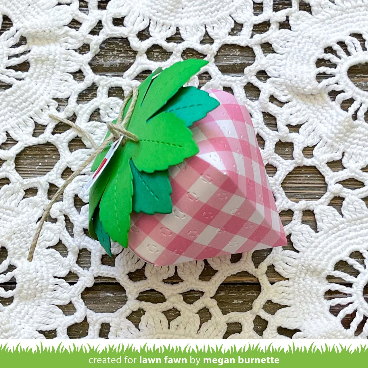 Lawn Fawn Strawberry Treat Box Stanzen 2-tlg