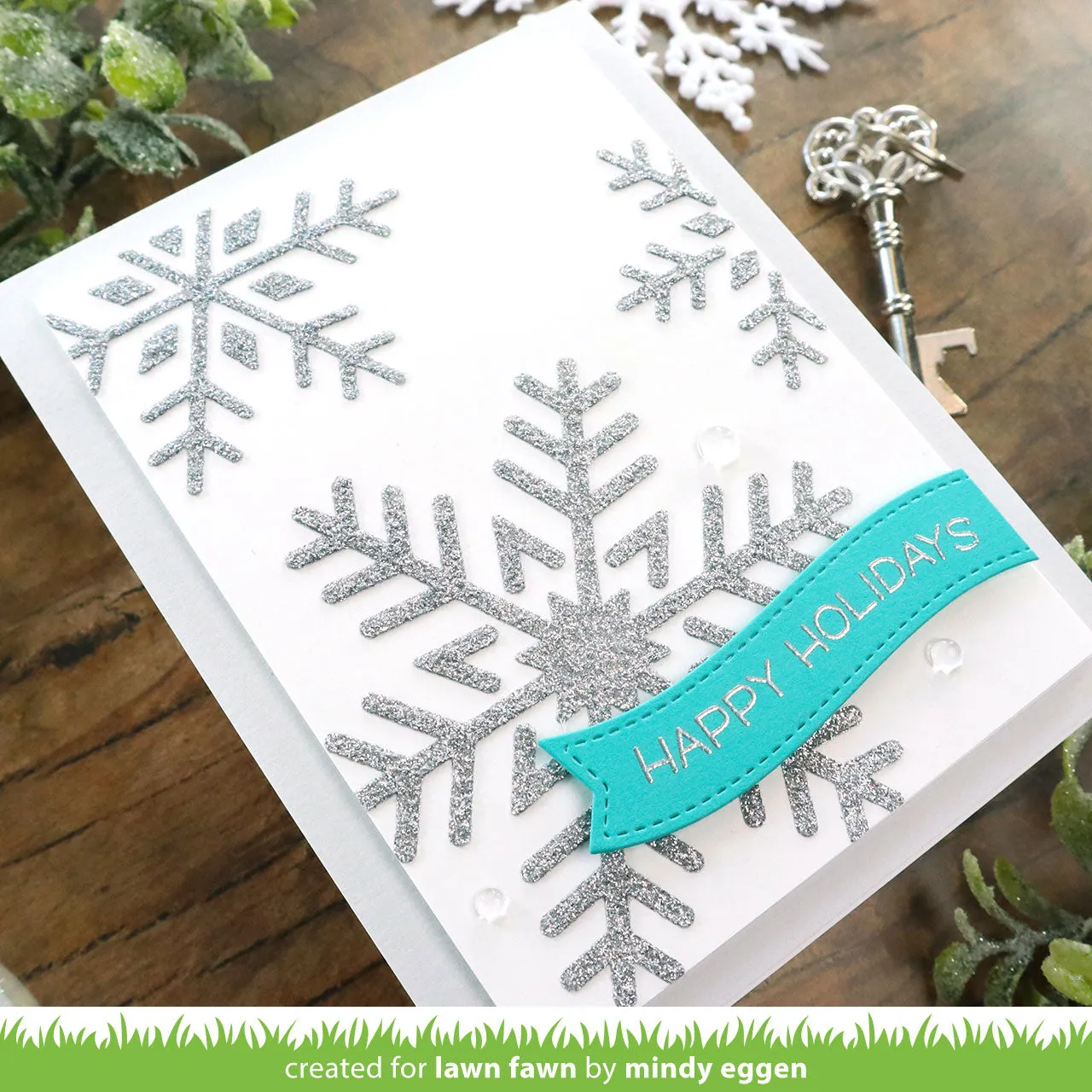 Lawn Fawn Snowflake Trio Stencil Schablone 3 Schneeflocken