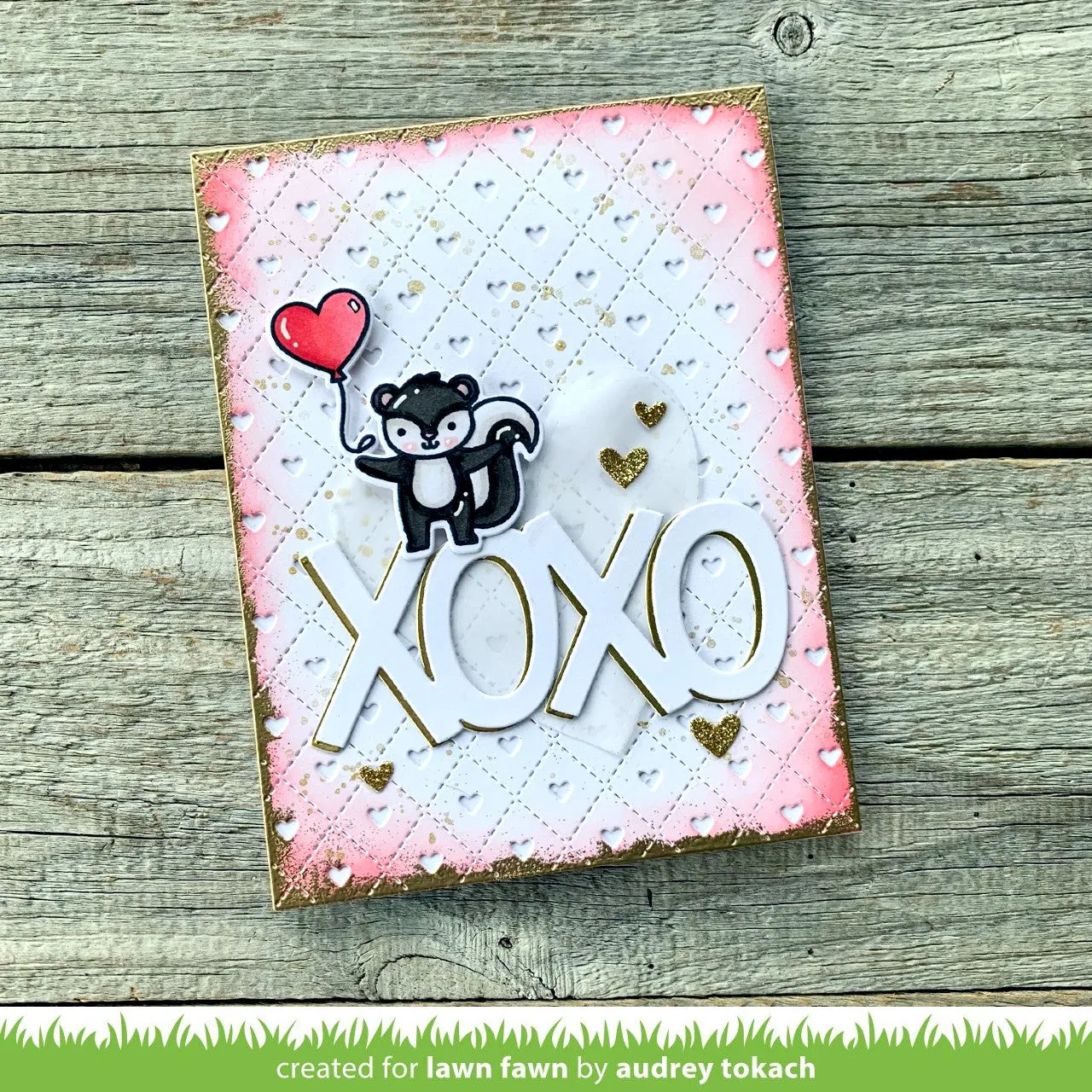 Lawn Fawn Quilted Heart Backdrop Portrait Stanzschablone Herz-Hintergrund