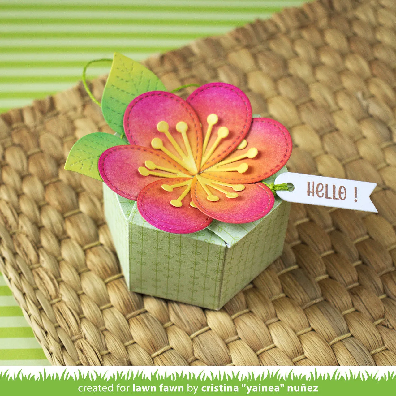 Lawn Fawn Lawn Cuts LF4044 Stanzschablone Blumen-Box 3-teilig