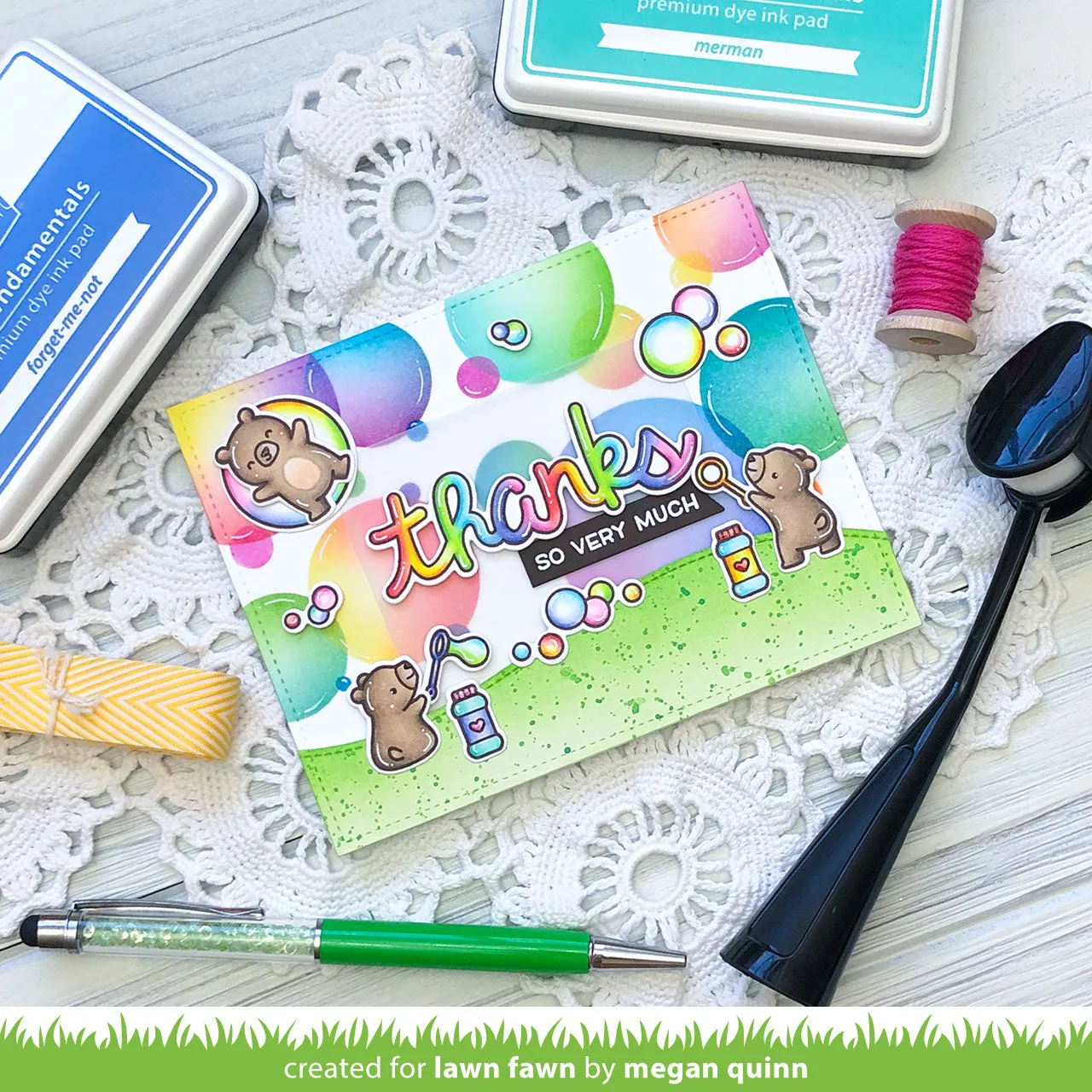 Lawn Fawn Bubbles Schablone 15x15cm Seifenblasen
