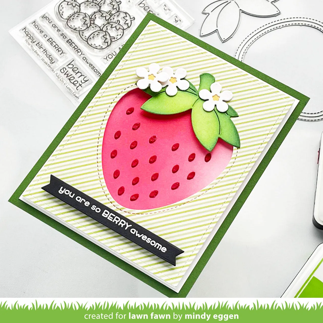Lawn Fawn Outside In Stitched Strawberry LF2808 Stanze