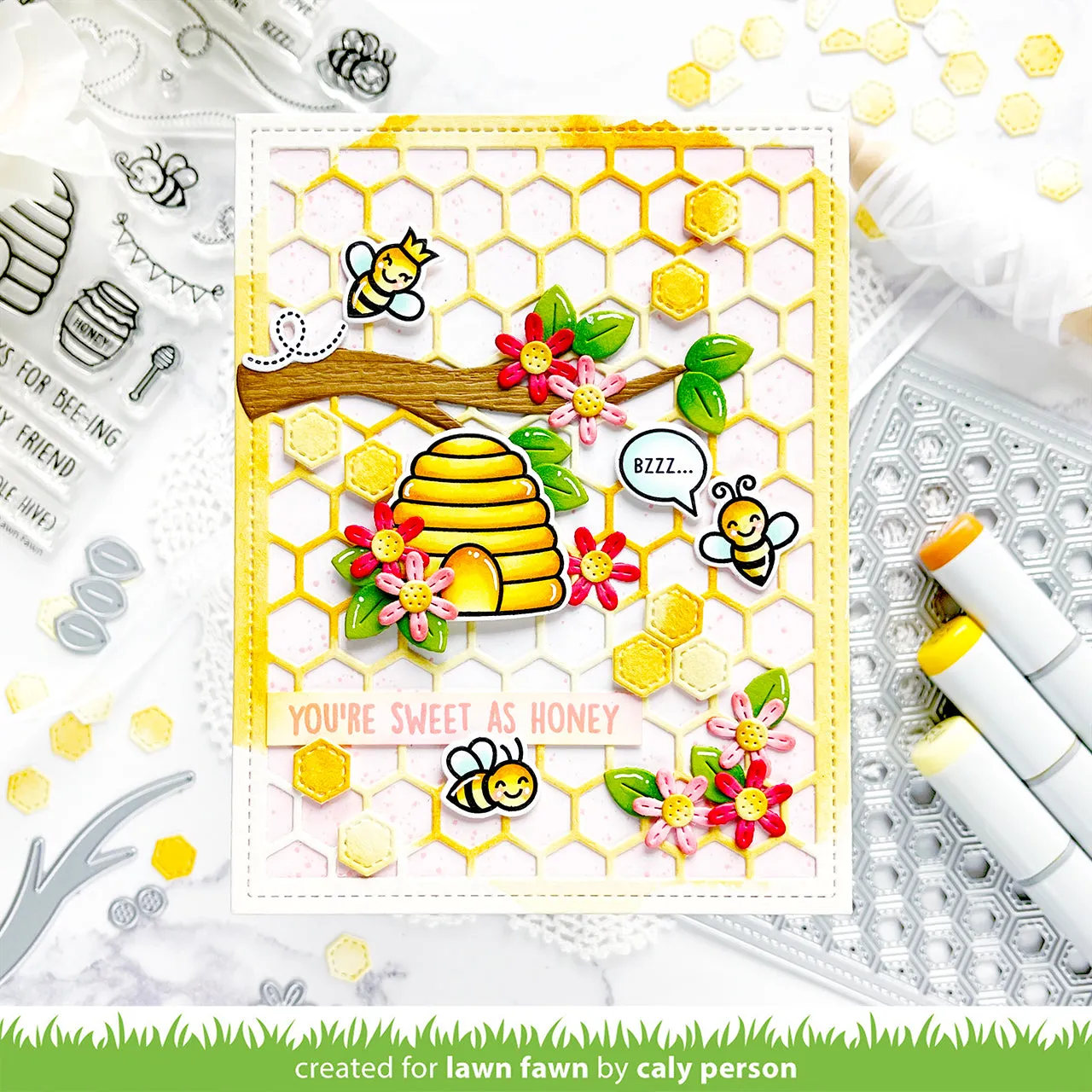 Lawn Fawn Magic Iris Beehive Add-On Stanzschablonen Biene